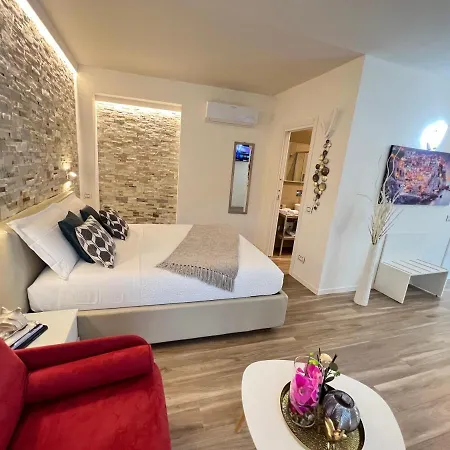 The Garden Holiday home Volastra
